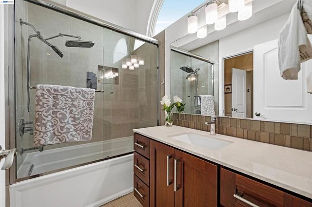 23467 Mona Marie Ct, Hayward, CA 94541