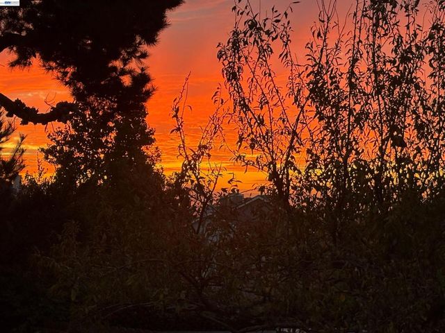 23467 Mona Marie Ct, Hayward, CA 94541