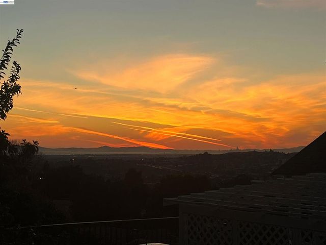 23467 Mona Marie Ct, Hayward, CA 94541