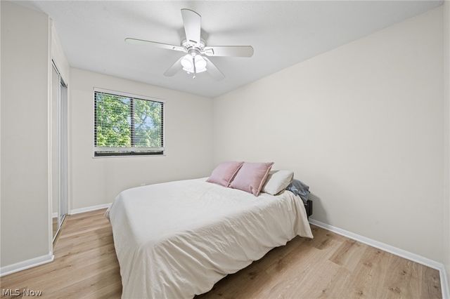 593 Tollis Pkwy 4-32, Broadview Heights, OH 44147