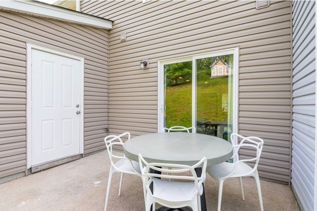 310 Shadow Glen Dr, Nashville, TN 37211