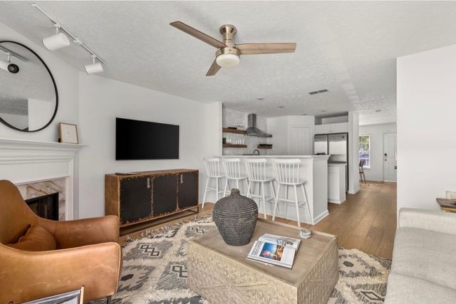 310 Shadow Glen Dr, Nashville, TN 37211