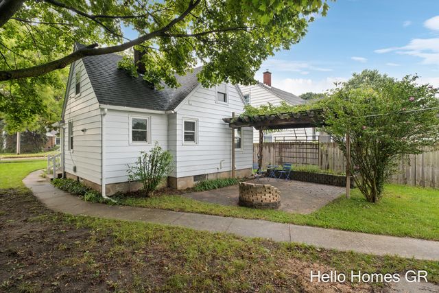 223 Leyden Avenue Sw, City Of Grand Rapids, MI 49504
