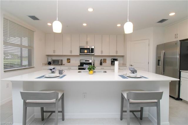 5739 Oakmont CT 8412, Other, FL 34142