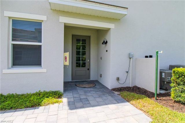 5739 Oakmont CT 8412, Other, FL 34142