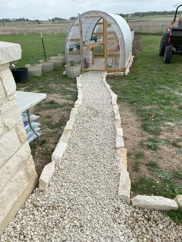 3083 HWY 138, Florence, TX 76527