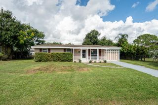 422 Coconut Avenue E, Port St Lucie, FL 34952