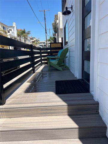 124 Lyndon Street, Hermosa Beach, CA 90254