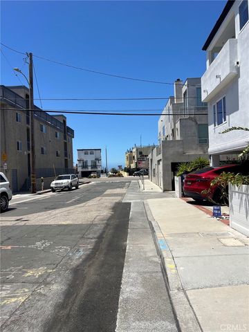 124 Lyndon Street, Hermosa Beach, CA 90254