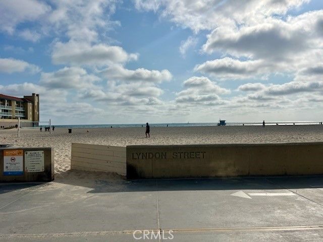 124 Lyndon Street, Hermosa Beach, CA 90254