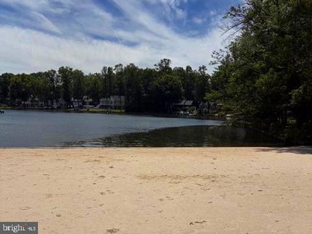 604 YORKTOWN BLVD, Locust Grove, VA 22508