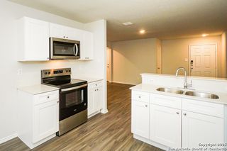 707 Belle Watling, San Antonio, TX 78221