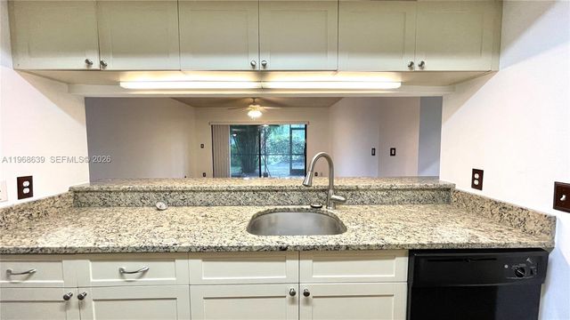 7539 Greenlake Way B, Boynton Beach, FL 33436