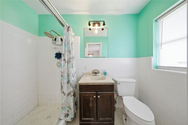 314 E SUNSET STREET, Groveland, FL 34736