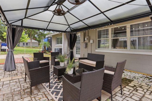 314 E SUNSET STREET, Groveland, FL 34736