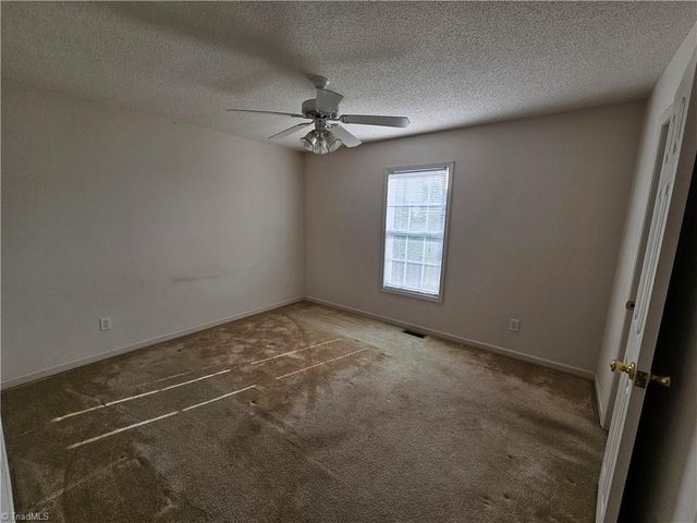 130 Cloverfield Court, Winston-salem, NC 27127