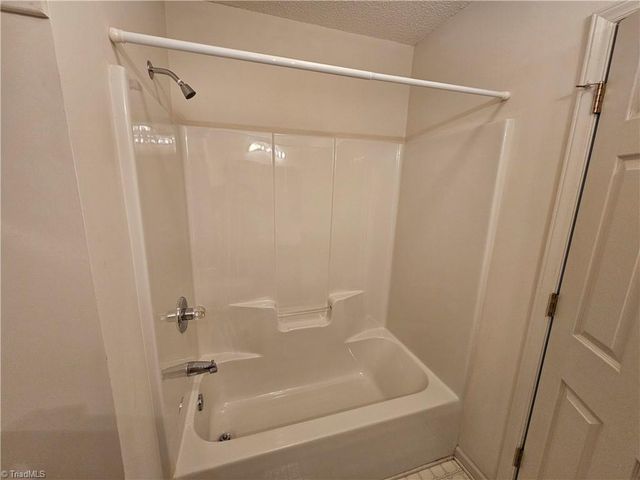 130 Cloverfield Court, Winston-salem, NC 27127