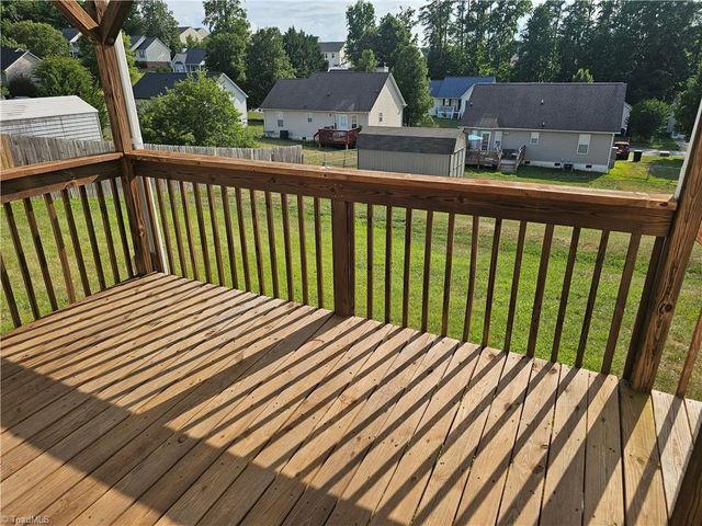 130 Cloverfield Court, Winston-salem, NC 27127