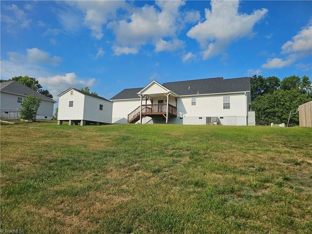 130 Cloverfield Court, Winston-salem, NC 27127