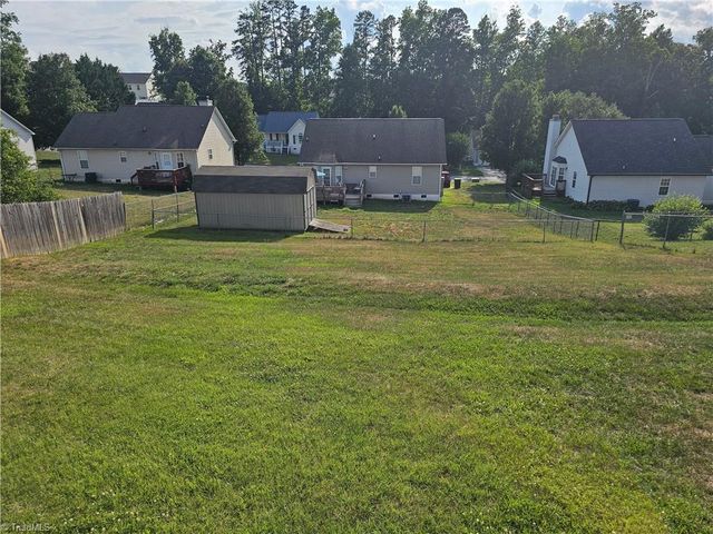 130 Cloverfield Court, Winston-salem, NC 27127