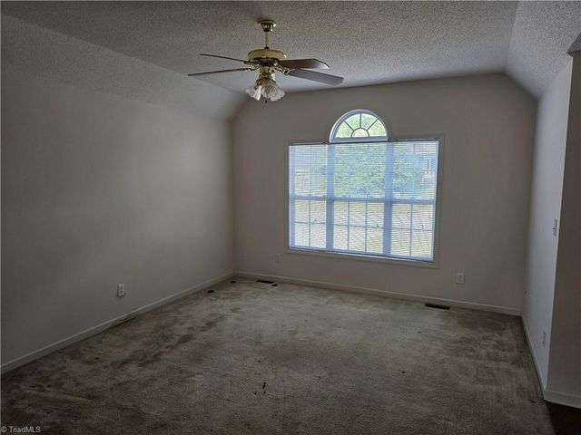 130 Cloverfield Court, Winston-salem, NC 27127