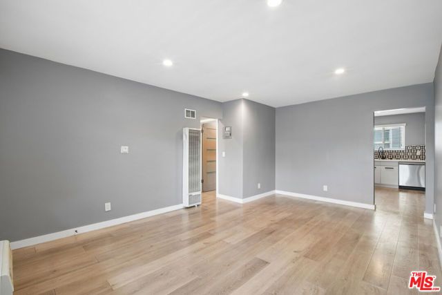 252 S New Hampshire Avenue 15, Los Angeles, CA 90004