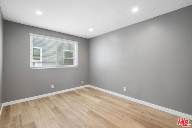 252 S New Hampshire Avenue 15, Los Angeles, CA 90004