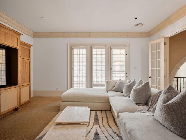 4511 Island CV, Austin, TX 78731