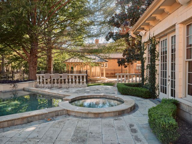 4511 Island CV, Austin, TX 78731