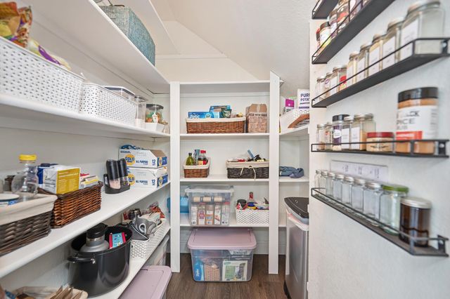 3411 Stoney Rd, Rocklin, CA 95765