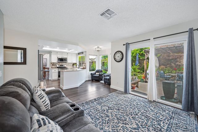 3411 Stoney Rd, Rocklin, CA 95765