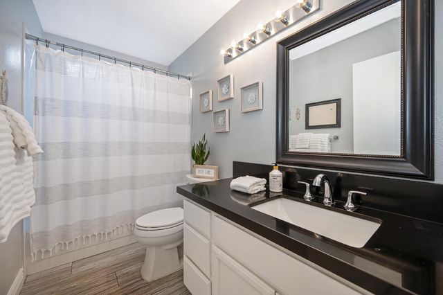 3411 Stoney Rd, Rocklin, CA 95765