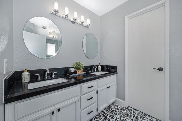 3411 Stoney Rd, Rocklin, CA 95765