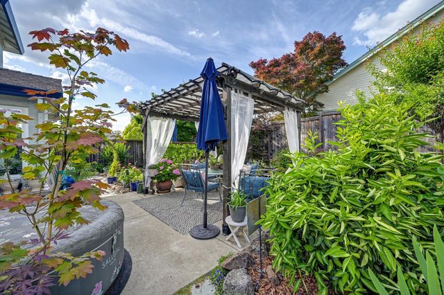 3411 Stoney Rd, Rocklin, CA 95765