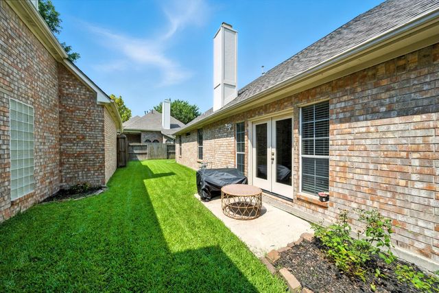 3911 Princeton Park Court, Pasadena, TX 77058