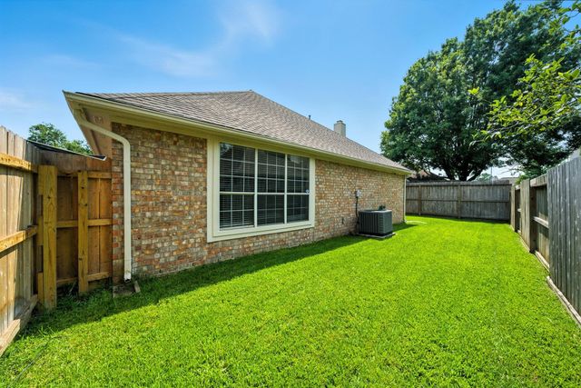 3911 Princeton Park Court, Pasadena, TX 77058