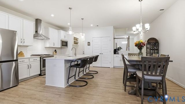 9212 Cerulean Pl, Richmond, VA 23238