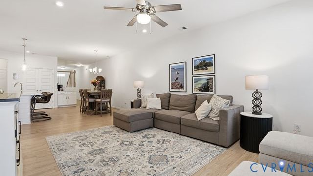 9212 Cerulean Pl, Richmond, VA 23238