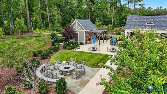 9212 Cerulean Pl, Richmond, VA 23238