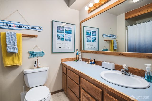7616 Cypress Way, Anacortes, WA 98221