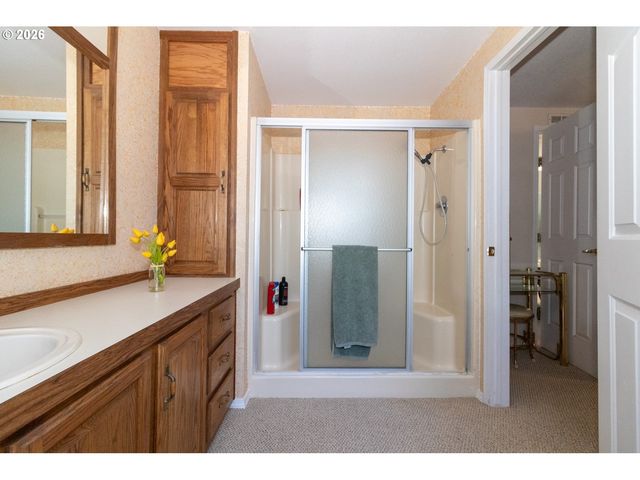 136 43RD Way, Florence, OR 97439