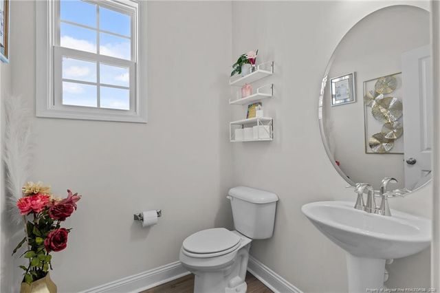 212 Winnsboro Road, Raeford, NC 28376