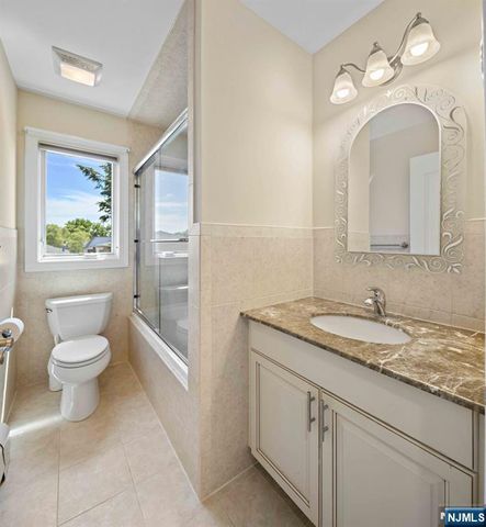 90 Washington Avenue C0090, Cliffside Park, NJ 07010