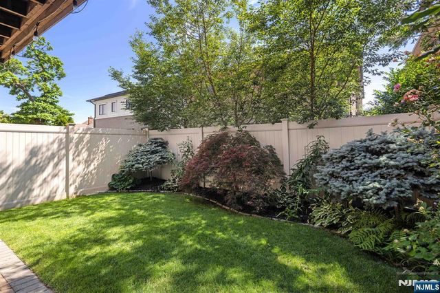 90 Washington Avenue C0090, Cliffside Park, NJ 07010