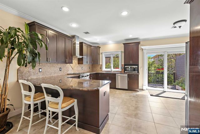 90 Washington Avenue C0090, Cliffside Park, NJ 07010