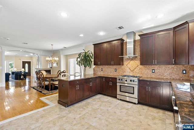 90 Washington Avenue C0090, Cliffside Park, NJ 07010