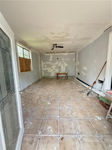 1445 Diplomat Drive, Riverdale, GA 30296