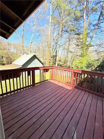 1445 Diplomat Drive, Riverdale, GA 30296