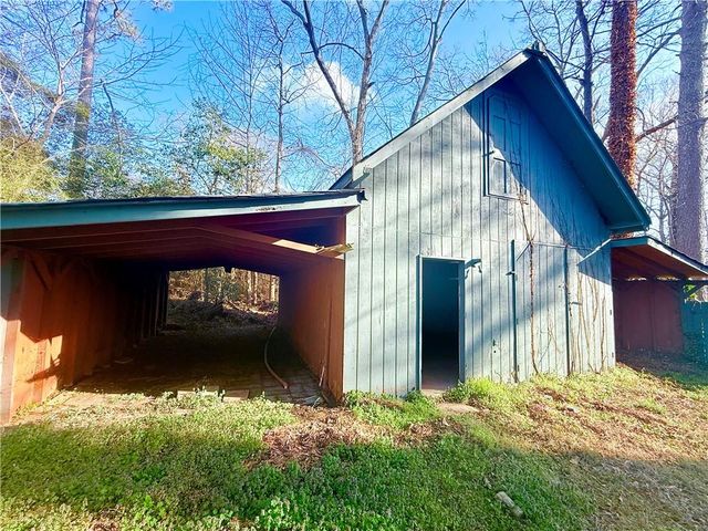 1445 Diplomat Drive, Riverdale, GA 30296