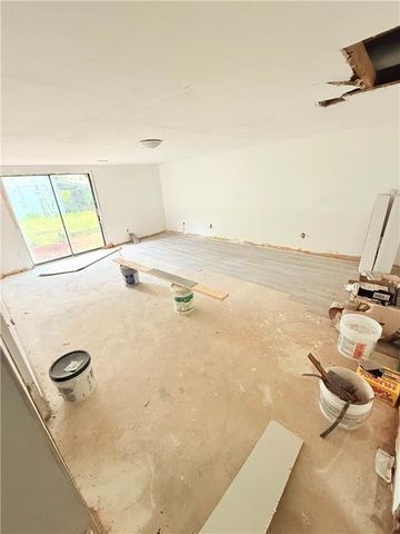 1445 Diplomat Drive, Riverdale, GA 30296